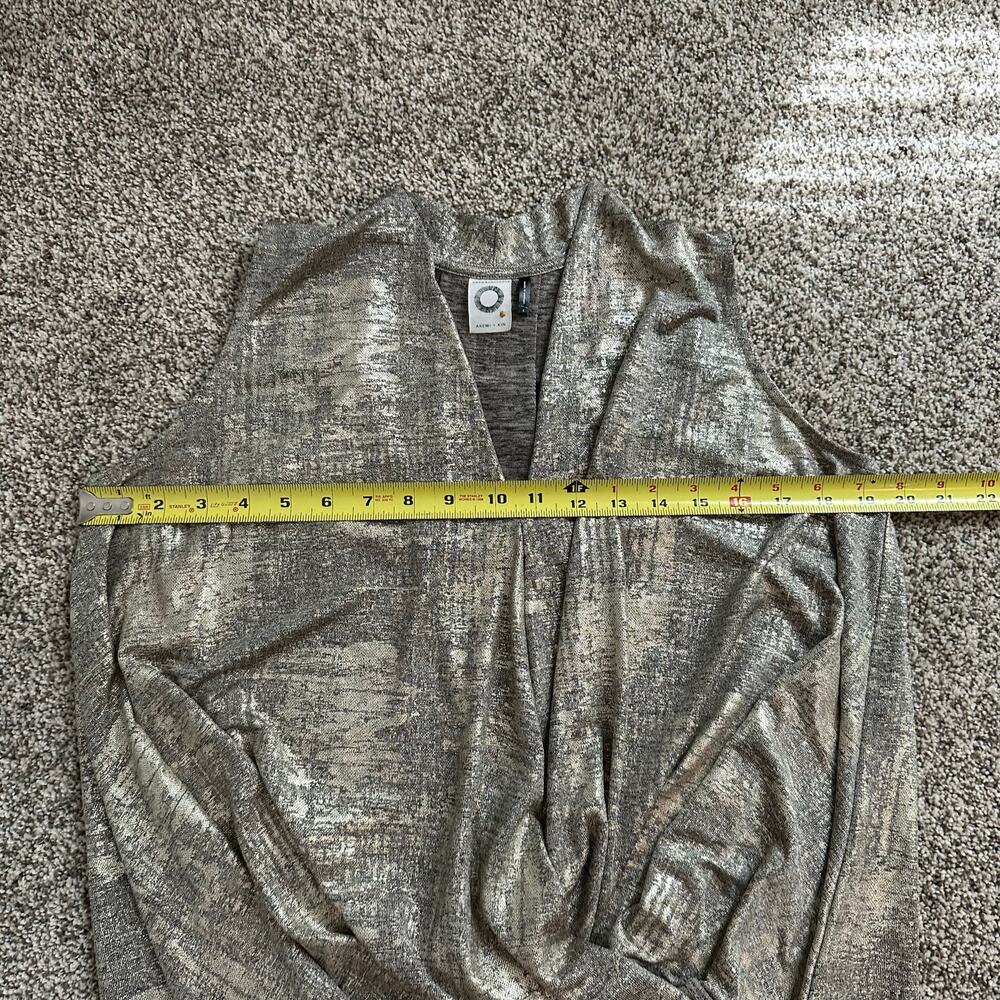 Akemi + Kin Anthropologie silver metallic wrap sleeveless top size S - Picture 11 of 12